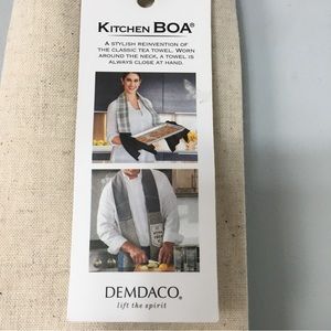NWT Demdaco Kitchen Boa Classic Towel 68X 18.5”